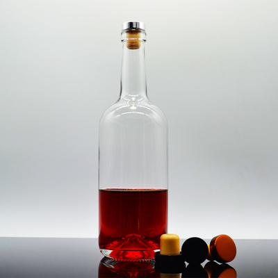 Elegante Vidro Vodka Gin garrafa 500ml 750ml 1000ml Volume para Custom Glass garrafa