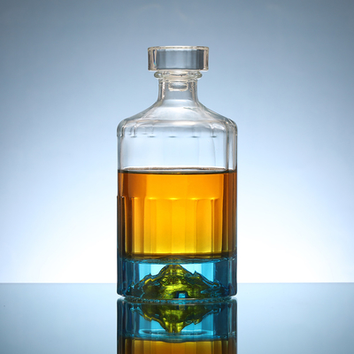 Super Flint Glass 500ml garrafa para Whisky Mountain Vodka Gin Design e material em branco