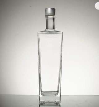 Material base Super Flint Glass Impressão personalizada garrafa de gin quadrada para e OEM Bem-vindo