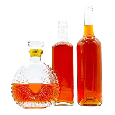 375ml 500ml 700ml 750ml Botas de vidro de diferentes tamanhos para Vodka Whisky Rum Gin