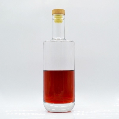 375ml 500ml 700ml 750ml Botas de vidro de diferentes tamanhos para Vodka Whisky Rum Gin