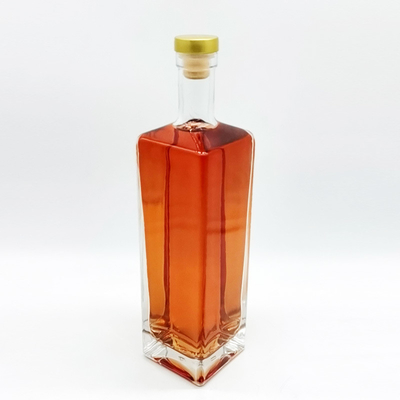 Garrafa de vidro de 750 ml de forma quadrada para gin, rum, uísque, vodka, bebidas alcoólicas e licores personalizados