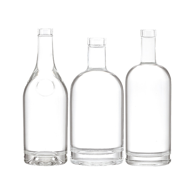 500 ml vazios Liquores de ouro preto Brandy Whiskey Vodka em garrafas de vidro de 750 ml com rolha