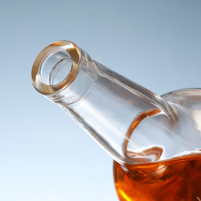 Bottle de vidro de 500 ml para Vodka Liquor OEM Bem-vindo