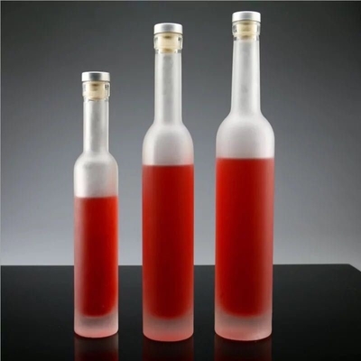 Tipo de vedação de cortiça Vidro transparente Vinho Liquor Whisky Vodka Tequila Garrafa 200ml 375ml 500ml 750ml 1000ml