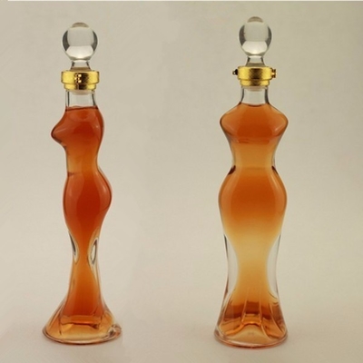 Garrafas de vinho de vidro Lady únicas com material de vidro de bebida industrial Super Flint