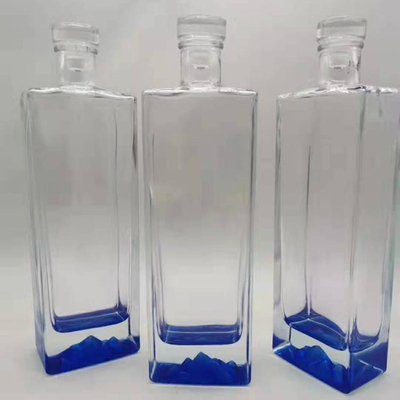 Design personalizado 500ml 750ml Garrafa de vidro quadrado de vodka com tampa
