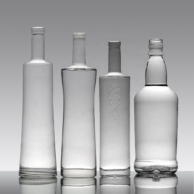 750 ml garrafas de vidro de álcool aceitável OEM/ODM para rótulos metálicos Rum Whiskey Vodka