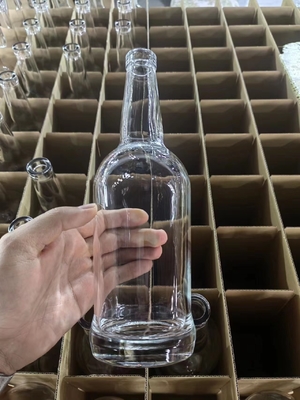 OEM Bem-vindo 700ml garrafa de vidro vazia para embalagem de vinho personalizado