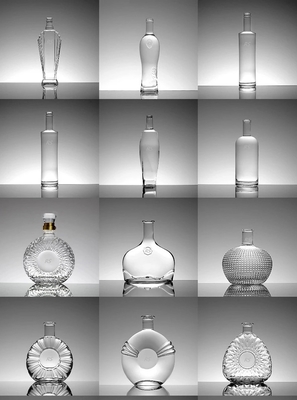 Garrafa de vidro transparente de luxo para uísque Logotipo personalizado Forma redonda 750 ml Garrafas de vidro de licor