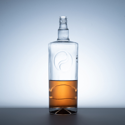 Material do corpo Super Flint Glass Brandy XO Mini Champagne Cylinders com Maple Leaf