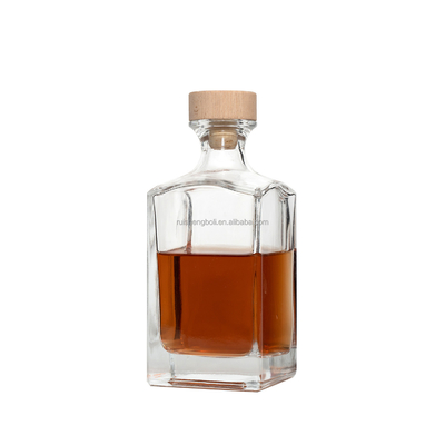 Capacidade personalizada 100-1000ml garrafa de vidro quadrado claro spray para suprimento de uísque