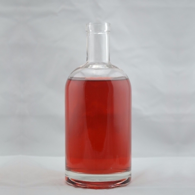 750 ml de Brandy Quadrado XO Flint Liquor 250 ml de frasco de rum congelado 375 ml de champanhe