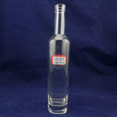 Garrafa de vidro transparente de 750 ml, feita de material de vidro de super-flint para whisky