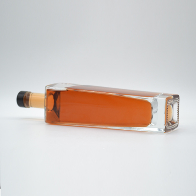 Whiskey Vodka Liquor 750ml Garrafa de vidro quadrada vazia com material de vidro Super Flint