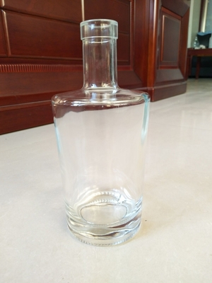 750 ml de Brandy Whiskey Gin Garrafa de vidro com material Super Flint e Design personalizado
