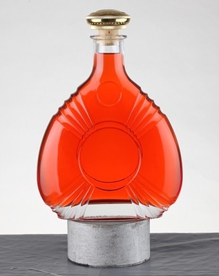 Material de vidro Super Flint Garrafa de vidro de brandy para licor personalizado 700ml