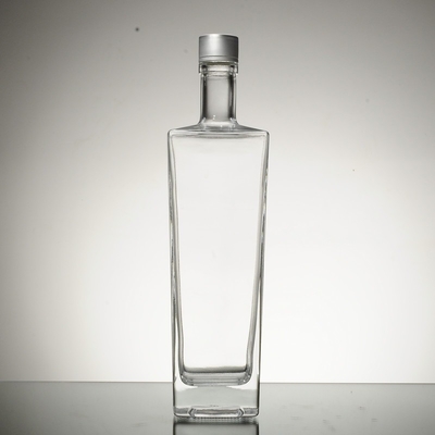 Material de vidro de pedra alta 500 ml Vidro de vodka branco claro e vazio 750 ml