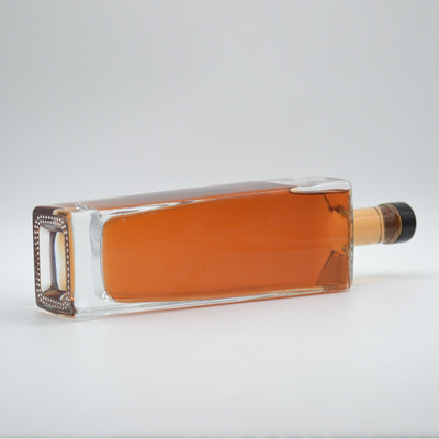 Material de vidro de pedra alta 500 ml Vidro de vodka branco claro e vazio 750 ml