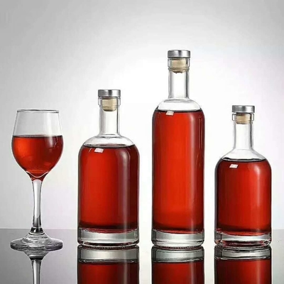 XO/Brandy/Whiskey/Vodka Garrafa de vidro cristalina branca com manuseio de superfície de decal