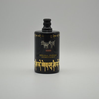 Garrafa de vidro de whisky de 750 ml, de rótulo preto, com superfície decal e sistema de fecho de cortiça