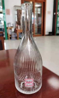 Forma personalizada Gravação interna Garrafa clara de 200 ml 375 ml para Vodka Tequila Rum