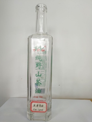 Garrafa de vidro de 750 ml de vodka e licor transparente vazia com vedação tipo cortiça/viragem/guala