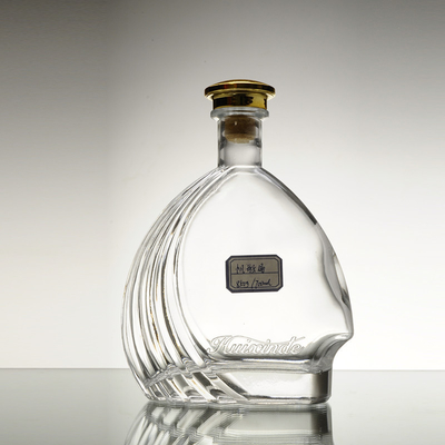 700 ml Super Flint Material de vidro garrafa de uísque para vodka clara