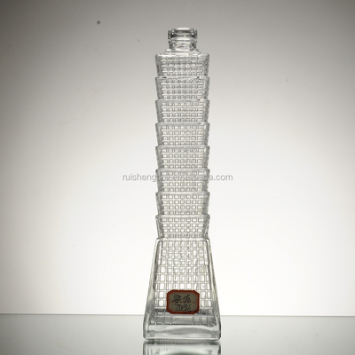 Impressão de logotipo em forma de torre Espíritos em garrafa de vidro transparente Elevar a sua marca Gam
