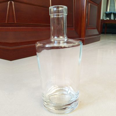 Impressão em tela Tipo de vedação de tampa de vidro Garrafas de vodka para bebidas alcoólicas de OEM
