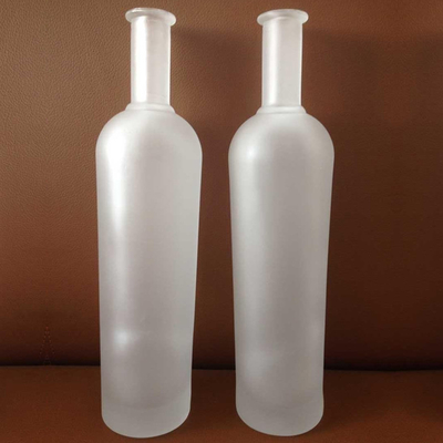 500 ml Impressão de tela sob medida Coroa congelada Royal Whisky Vodka Gin Garrafas de vidro com cortiça