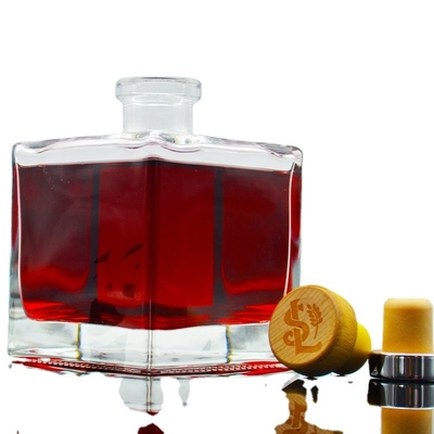 500 ml garrafa de vidro quadrada para bebidas Liquor Brandy Whiskey Vodka Gin Rum Etiqueta decal