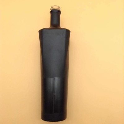 Tipo de vedação CROWN CAP Super Flint Wine Glass Bottle em material branco cristalino