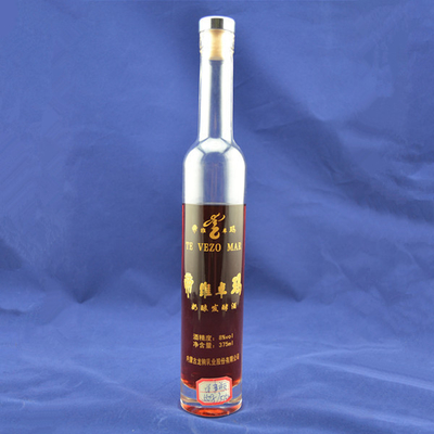 Impressão de logotipo personalizável Slim Tall Round Glass Vodka Liquor Bottles com selo de cortiça