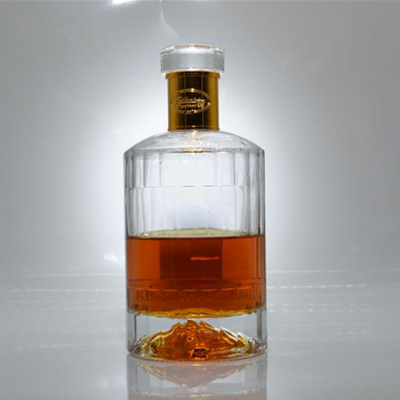 Garrafa de vidro Capacidade 750 ml Base da montanha Garrafa redonda Flint Quadrado ombro Gin Whiskey