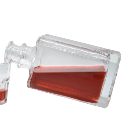 Garrafa de vidro Capacidade 750 ml Base da montanha Garrafa redonda Flint Quadrado ombro Gin Whiskey