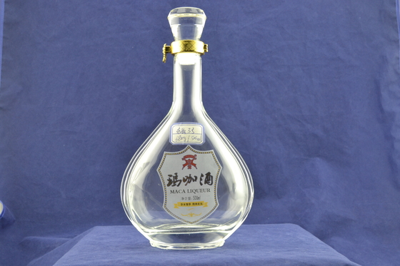 Garrafas de vidro de vodka Ciroc de 750 ml transparentes com design transparente