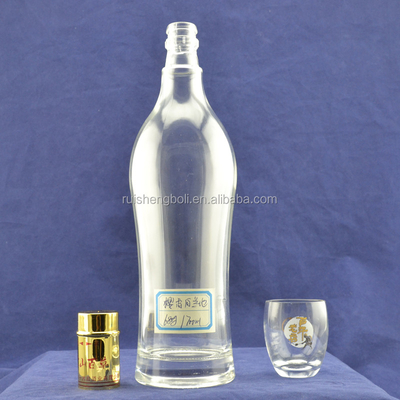 Garrafa de Vodka de vidro transparente feita na Ucrânia com design congelado no CIF