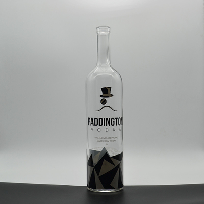 Manuseio de Decal Superficie Cristal Vazio Beluga Vodka garrafas 750ml para compra a granel