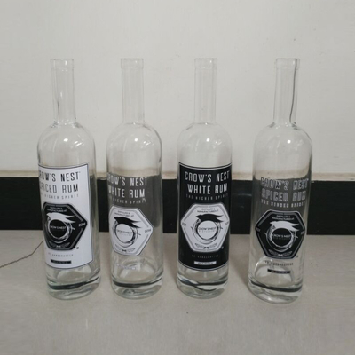 Manuseio de Decal Superficie Cristal Vazio Beluga Vodka garrafas 750ml para compra a granel