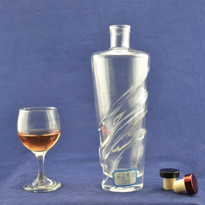 500 ml 750 ml de vidro Vodka garrafas de uísque Super material de vidro de pedra e design de base plana
