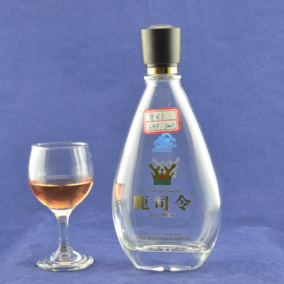 500 ml 750 ml de vidro Vodka garrafas de uísque Super material de vidro de pedra e design de base plana