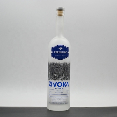 700 ml de garrafa de vidro de forma única para o material de vidro XO/Brandy Super Flint e tampa da coroa
