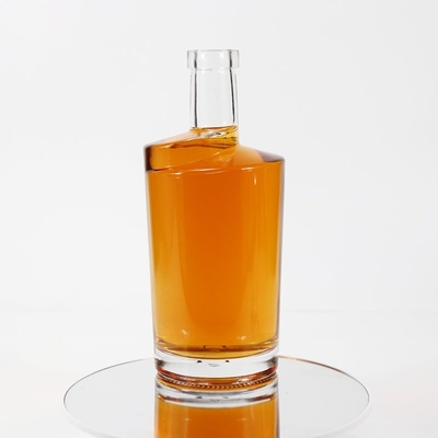 Manuseio de superfície Decal 750 ml garrafa de vidro de licor para rotação de ombro de forma personalizada