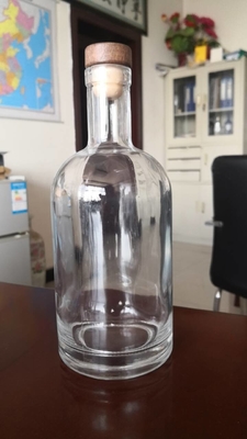 Eletroplatação de garrafa de vidro gravada de design personalizado para vodka/brandy/whiskey 500ml 700ml