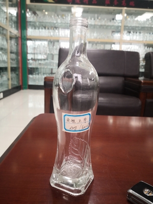 Eletroplatação de garrafa de vidro gravada de design personalizado para vodka/brandy/whiskey 500ml 700ml