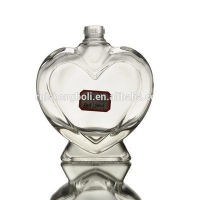 Garrafa de vidro branco de cristal para bebidas de design elegante 500ml 750ml Vodka Whiskey Brandy