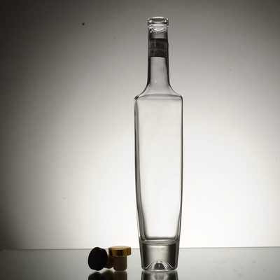 Super Flint Glass Vodka Spirit Glass Flask com Guala Cap e Embossed Logo Product