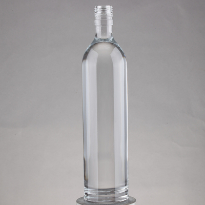 Garrafas de vodka de 70cl 700ml feitas de vidro de super-flinta com base espessa e tipo de vedação de cortiça