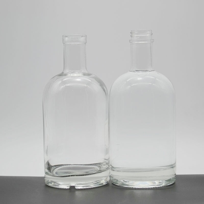 Fechaduras de garrafas com tampa de parafuso 700ml Whiskey Garrafas de vidro vazias claras para vinho OEM/ODM Bem-vindo